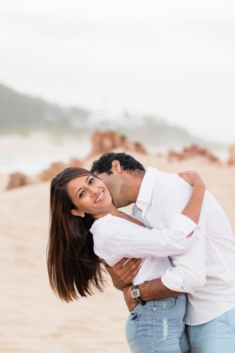 light and airy couple beach photo shoot at Knysna photographed by moi du toi photography